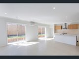 https://images.listonce.com.au/custom/160x/listings/7-auburn-drive-smythes-creek-vic-3351/268/01628268_img_07.jpg?nW462Kd6MqE