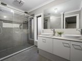 https://images.listonce.com.au/custom/160x/listings/7-auburn-grove-croydon-south-vic-3136/047/01028047_img_11.jpg?HlQPbZ_RRrM