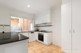 https://images.listonce.com.au/custom/160x/listings/7-autumn-grove-mitcham-vic-3132/488/01967488_img_12.jpg?nsKbgeOsGC8