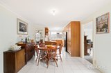 https://images.listonce.com.au/custom/160x/listings/7-avalon-street-mooroolbark-vic-3138/039/01830039_img_04.jpg?7hGeTyPGl7c