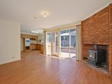 https://images.listonce.com.au/custom/160x/listings/7-azalea-court-croydon-north-vic-3136/304/01525304_img_07.jpg?7yWBdjAUYN8