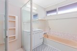 https://images.listonce.com.au/custom/160x/listings/7-balmoral-court-glen-waverley-vic-3150/628/01752628_img_12.jpg?gtrsbp_85MU