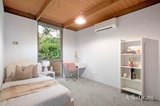 https://images.listonce.com.au/custom/160x/listings/7-banksia-court-croydon-south-vic-3136/334/01983334_img_13.jpg?9KmPFXvsAcw
