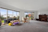 https://images.listonce.com.au/custom/160x/listings/7-banyan-court-waurn-ponds-vic-3216/839/01596839_img_07.jpg?lAsCDUpGk3s