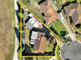 https://images.listonce.com.au/custom/160x/listings/7-bartlett-court-corio-vic-3214/580/01698580_img_15.jpg?IR4uiVsKmsA