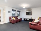 https://images.listonce.com.au/custom/160x/listings/7-baystone-place-lilydale-vic-3140/495/01524495_img_02.jpg?DqqrK667-Dk