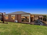 https://images.listonce.com.au/custom/160x/listings/7-baystone-place-lilydale-vic-3140/495/01524495_img_17.jpg?tJoa1f_fx7I