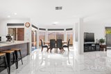 https://images.listonce.com.au/custom/160x/listings/7-baystone-place-lilydale-vic-3140/659/01950659_img_08.jpg?aDJW3d9JCHU