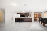 https://images.listonce.com.au/custom/160x/listings/7-baystone-place-lilydale-vic-3140/659/01950659_img_09.jpg?C5MX4fdNQ_I