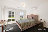 https://images.listonce.com.au/custom/160x/listings/7-baystone-place-lilydale-vic-3140/659/01950659_img_12.jpg?E6JdjqCXyQc
