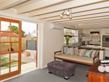 https://images.listonce.com.au/custom/160x/listings/7-belfast-street-newtown-vic-3220/041/01699041_img_04.jpg?8Nj8KpRdpoI