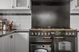 https://images.listonce.com.au/custom/160x/listings/7-binowee-avenue-yallambie-vic-3085/554/01720554_img_10.jpg?tGIpAC2HRRI