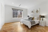 https://images.listonce.com.au/custom/160x/listings/7-blossom-court-glen-waverley-vic-3150/857/01287857_img_11.jpg?6pSQN4_1_dM