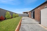 https://images.listonce.com.au/custom/160x/listings/7-bowerbird-grange-winter-valley-vic-3358/109/01507109_img_13.jpg?02w8adapFB4