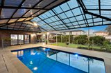 https://images.listonce.com.au/custom/160x/listings/7-brosnan-crescent-strathmore-vic-3041/264/01575264_img_13.jpg?XKlnRyFOFSU