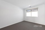 https://images.listonce.com.au/custom/160x/listings/7-bruford-street-diamond-creek-vic-3089/675/01933675_img_08.jpg?ZZf2s8s4QUQ