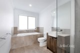 https://images.listonce.com.au/custom/160x/listings/7-bruford-street-diamond-creek-vic-3089/675/01933675_img_10.jpg?o9Dw_MRBVfQ