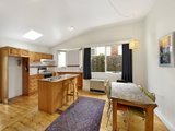 https://images.listonce.com.au/custom/160x/listings/7-burns-street-yarraville-vic-3013/827/01202827_img_04.jpg?ZZtEXPKYn9k