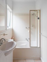 https://images.listonce.com.au/custom/160x/listings/7-candy-street-northcote-vic-3070/940/00971940_img_12.jpg?kxtFOMCLnQg