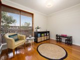 https://images.listonce.com.au/custom/160x/listings/7-caravelle-crescent-strathmore-heights-vic-3041/311/00847311_img_05.jpg?rpGSCQrwRMQ