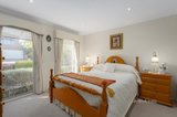 https://images.listonce.com.au/custom/160x/listings/7-carmella-close-chirnside-park-vic-3116/547/01036547_img_07.jpg?e8U58KzfyPs