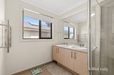 https://images.listonce.com.au/custom/160x/listings/7-cavender-street-mernda-vic-3754/235/01625235_img_08.jpg?lit82mOYo2s