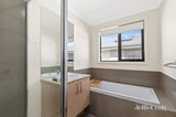 https://images.listonce.com.au/custom/160x/listings/7-cavender-street-mernda-vic-3754/235/01625235_img_11.jpg?aoqSThuZe74