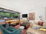 https://images.listonce.com.au/custom/160x/listings/7-chelsea-street-brighton-vic-3186/505/00969505_img_05.jpg?vTAzB0hBXts