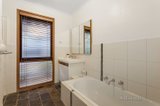 https://images.listonce.com.au/custom/160x/listings/7-claire-court-eltham-north-vic-3095/738/00797738_img_09.jpg?0WGOePSO3xI