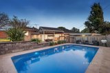 https://images.listonce.com.au/custom/160x/listings/7-cloverdale-lane-chirnside-park-vic-3116/681/01434681_img_12.jpg?lR_LL089ArM