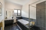 https://images.listonce.com.au/custom/160x/listings/7-coach-house-boulevard-woodend-vic-3442/033/01131033_img_13.jpg?FTKOkEkWrkQ