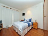 https://images.listonce.com.au/custom/160x/listings/7-college-street-williamstown-vic-3016/198/01614198_img_04.jpg?3OJVFHK2V1A