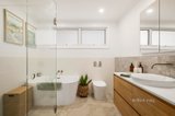 https://images.listonce.com.au/custom/160x/listings/7-coolabah-street-mooroolbark-vic-3138/871/01725871_img_12.jpg?MvXxMlzdXTU