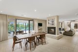 https://images.listonce.com.au/custom/160x/listings/7-cottonwood-court-templestowe-vic-3106/784/00811784_img_07.jpg?VBJ-03Fip9g