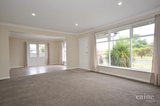 https://images.listonce.com.au/custom/160x/listings/7-coulter-street-wendouree-vic-3355/461/01576461_img_06.jpg?f6SliiYQhYU