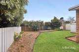 https://images.listonce.com.au/custom/160x/listings/7-crockett-street-daylesford-vic-3460/335/01937335_img_11.jpg?4C94Ea2pBcA