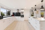 https://images.listonce.com.au/custom/160x/listings/7-crown-point-chirnside-park-vic-3116/613/01939613_img_07.jpg?dizhmUJZvJ0
