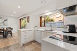 https://images.listonce.com.au/custom/160x/listings/7-dandallo-drive-eltham-vic-3095/240/01855240_img_05.jpg?EkI_ZpyEHhg