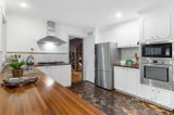 https://images.listonce.com.au/custom/160x/listings/7-davison-street-mitcham-vic-3132/655/01582655_img_06.jpg?D1rfgefPuIA