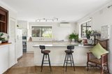 https://images.listonce.com.au/custom/160x/listings/7-derwent-street-mentone-vic-3194/502/01702502_img_05.jpg?iTlYwRgJMkY