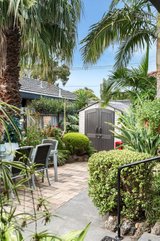 https://images.listonce.com.au/custom/160x/listings/7-derwent-street-mentone-vic-3194/502/01702502_img_12.jpg?sinVOTWFobQ