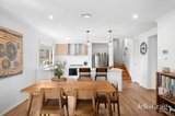 https://images.listonce.com.au/custom/160x/listings/7-dianella-court-woodend-vic-3442/005/01818005_img_02.jpg?GNBZACnNQbw