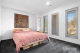 https://images.listonce.com.au/custom/160x/listings/7-dianella-court-woodend-vic-3442/005/01818005_img_07.jpg?FSQOsXftXmI