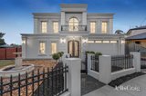 https://images.listonce.com.au/custom/160x/listings/7-doubell-close-glen-waverley-vic-3150/103/01771103_img_01.jpg?d9nL_0-N7ik