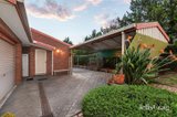 https://images.listonce.com.au/custom/160x/listings/7-dover-court-diamond-creek-vic-3089/659/01988659_img_12.jpg?MJu5G8NvSlc
