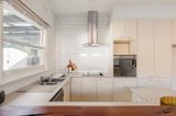 https://images.listonce.com.au/custom/160x/listings/7-dromana-avenue-bentleigh-east-vic-3165/349/01705349_img_06.jpg?PbmDIpH7Dt4