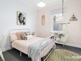 https://images.listonce.com.au/custom/160x/listings/7-durkin-street-newport-vic-3015/505/01203505_img_10.jpg?VPXhQeEbJoc