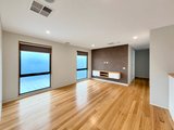 https://images.listonce.com.au/custom/160x/listings/7-dya-avenue-torquay-vic-3228/264/01901264_img_10.jpg?Bo2jmsKcRSg