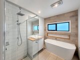 https://images.listonce.com.au/custom/160x/listings/7-dya-avenue-torquay-vic-3228/264/01901264_img_23.jpg?e8kR8DrXN9w