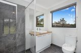 https://images.listonce.com.au/custom/160x/listings/7-eagles-road-harcourt-vic-3453/198/01260198_img_05.jpg?QFPljb2eFu4